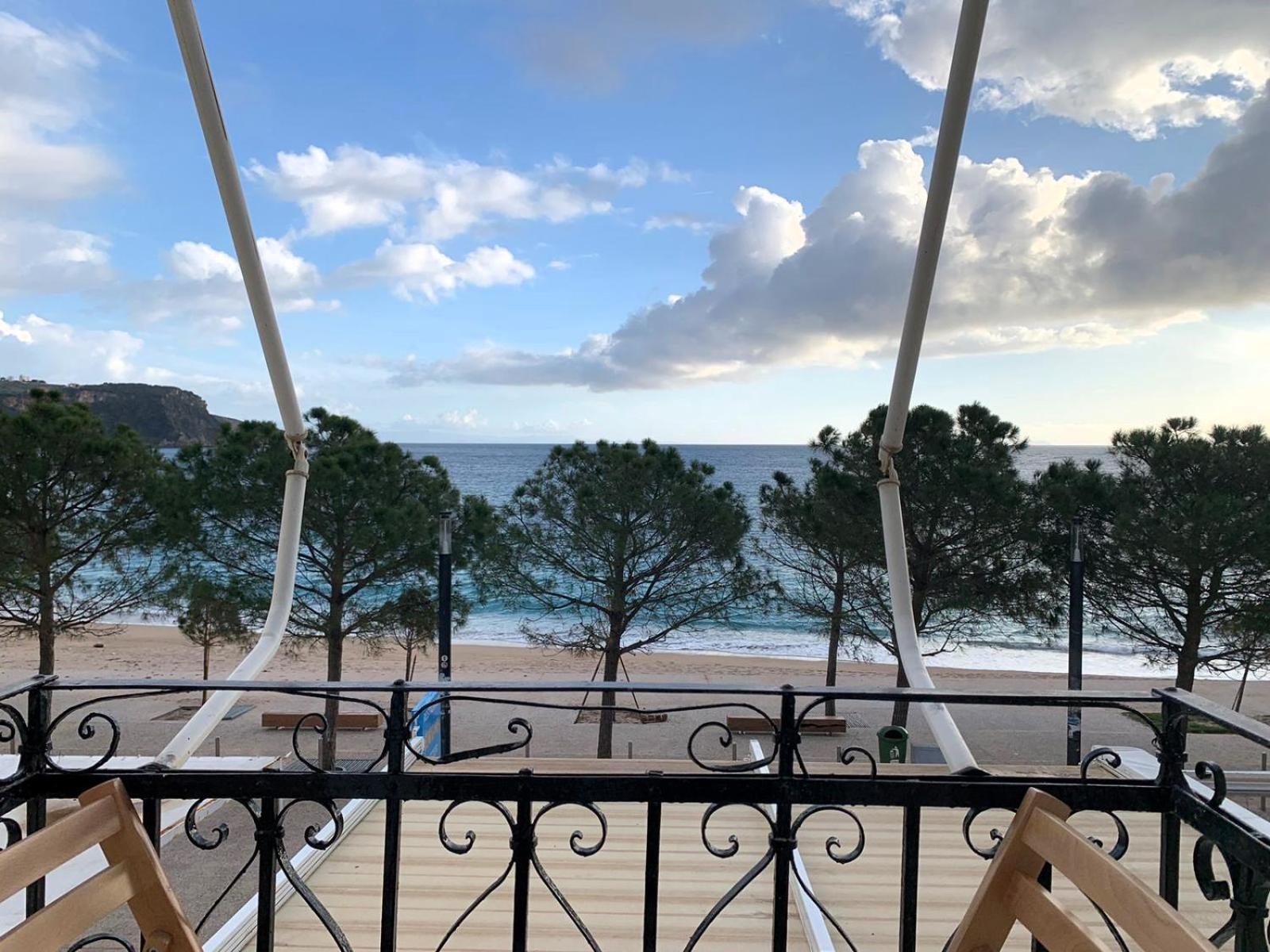 Mateo Hostel Himare Bagian luar foto